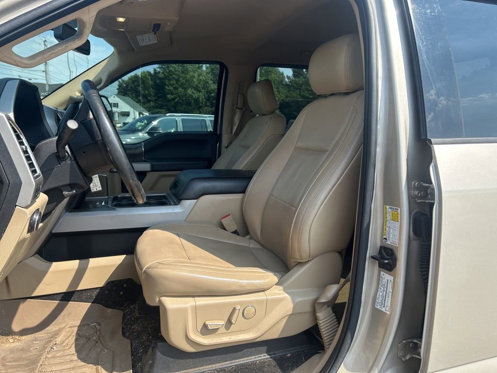 Used 2018 Ford F250 Lariat w/ Chrome Package AWD/4WD image 8