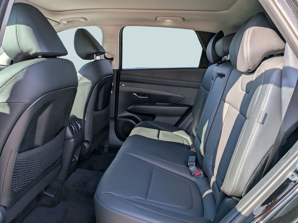 Certified 2025 Hyundai Tucson SEL AWD/4WD image 26