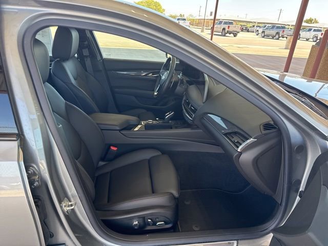 Used 2026 Cadillac CT5 Sport image 11