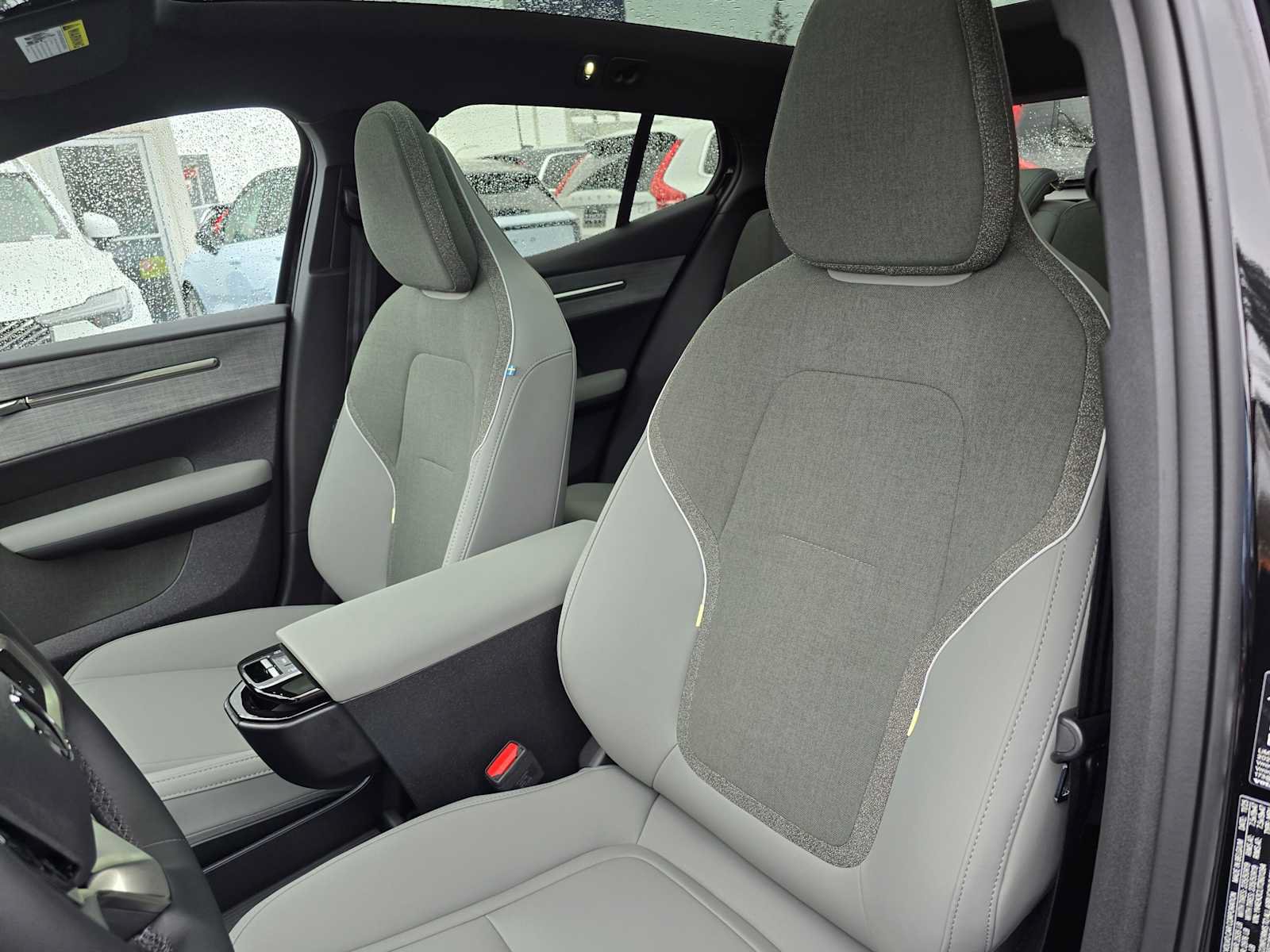 New 2026 Volvo EX30 Cross Country Ultra w/ Protection Package Premier AWD/4WD image 21