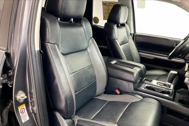 Used 2018 Toyota Tundra Limited w/ Limited Premium Package AWD/4WD image 6