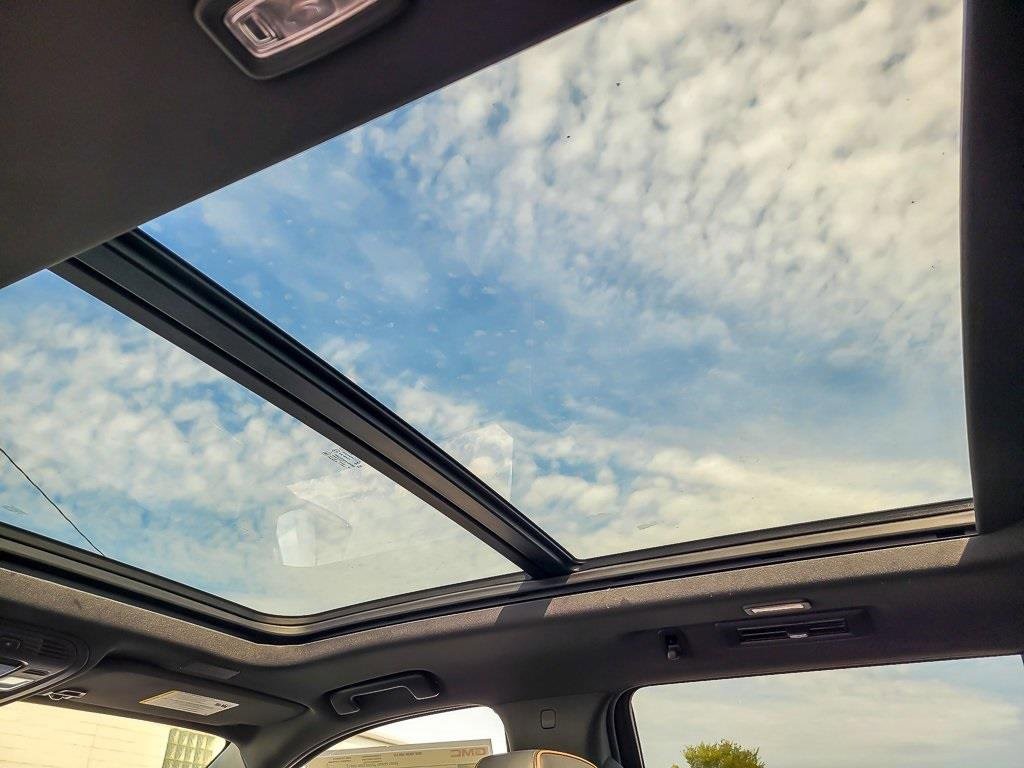 New 2026 GMC Yukon AT4 w/ AT4 Premium Package image 12