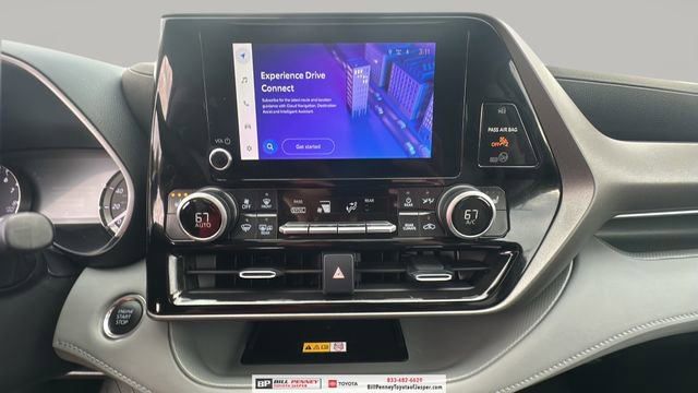 Used 2025 Toyota Highlander XLE image 15