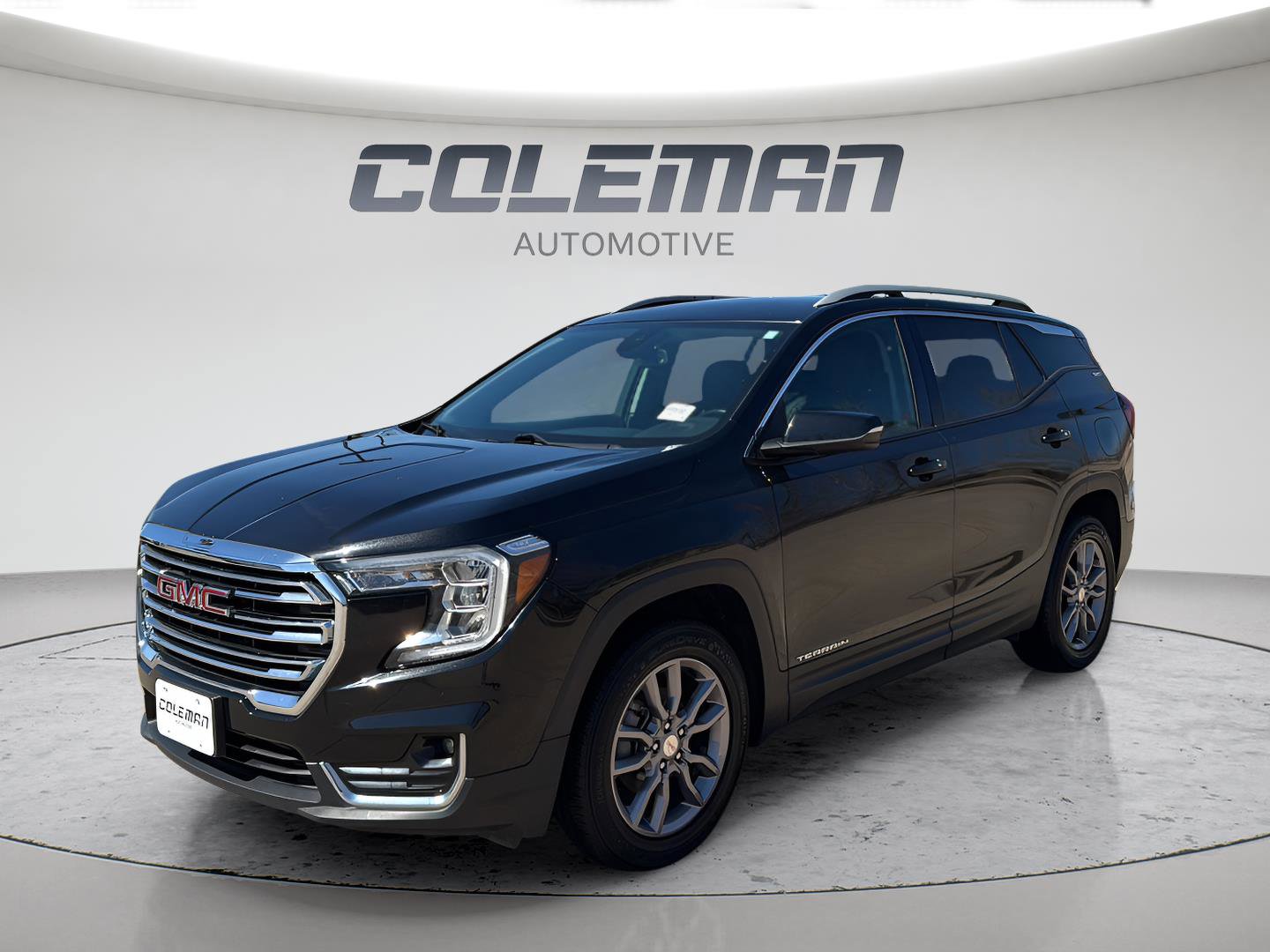 Used 2024 GMC Terrain SLT