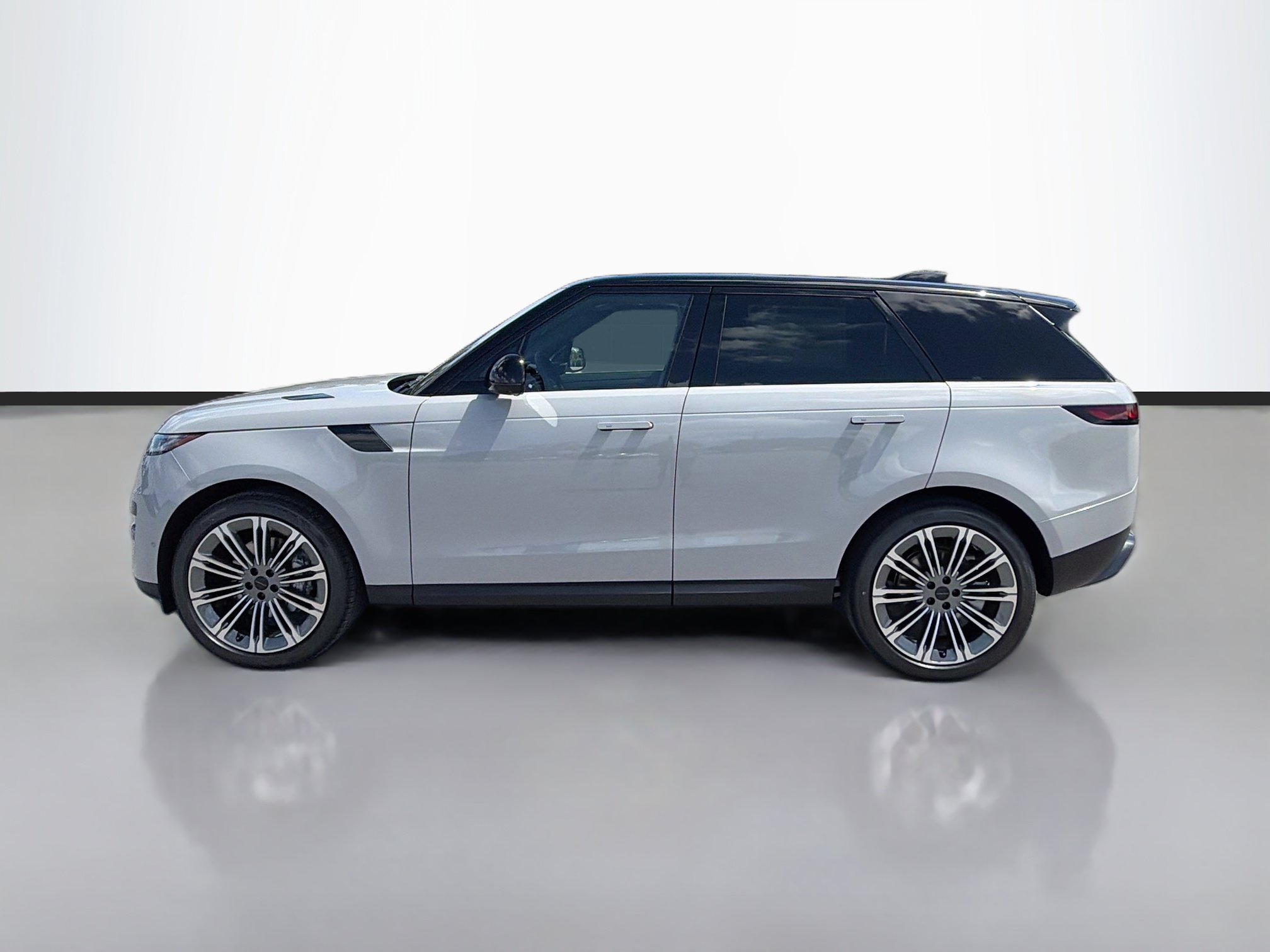 New 2027 Land Rover Range Rover Sport SE AWD/4WD image 2