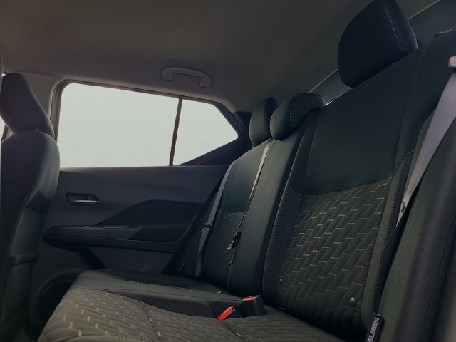 Used 2024 Nissan Kicks SV FWD image 12