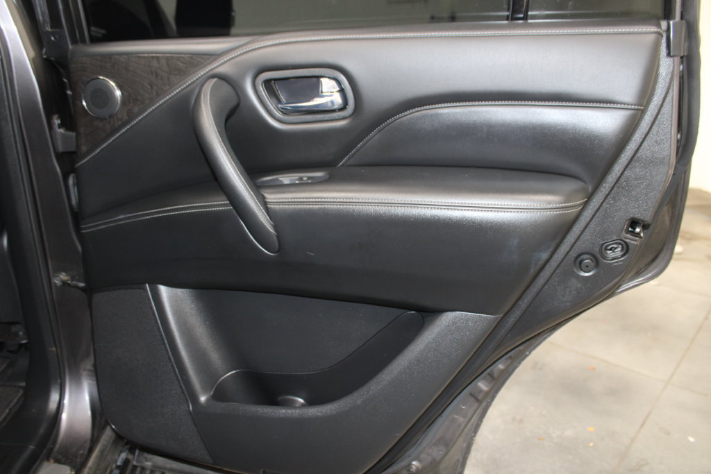 Used 2022 INFINITI QX80 Luxe w/ Cargo Package RWD image 25