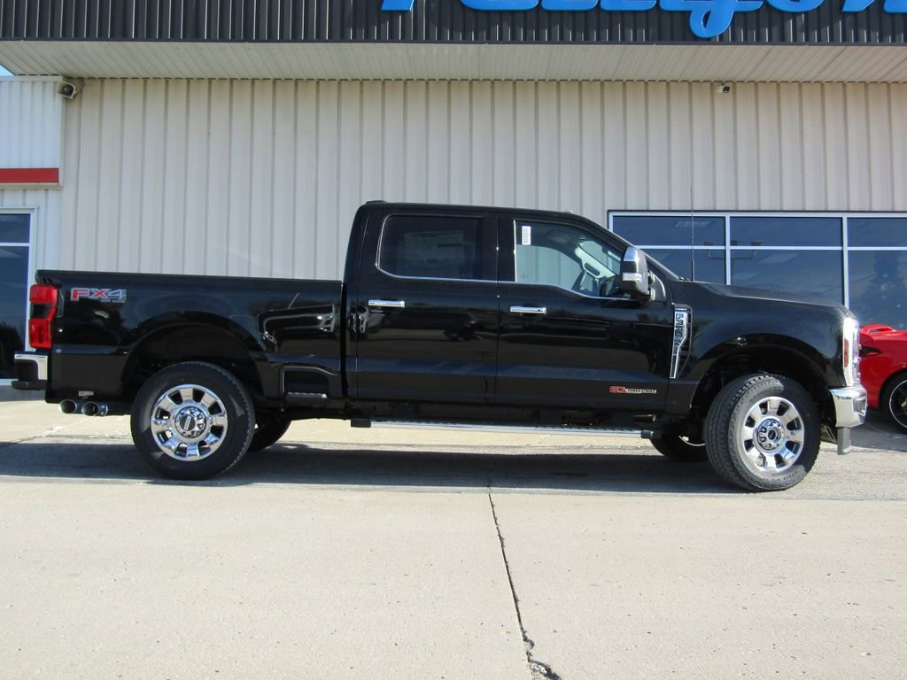 New 2026 Ford F350 Lariat w/ Chrome Package AWD/4WD image 2