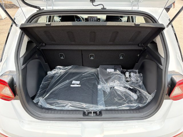 New 2026 Hyundai Venue SEL FWD image 29