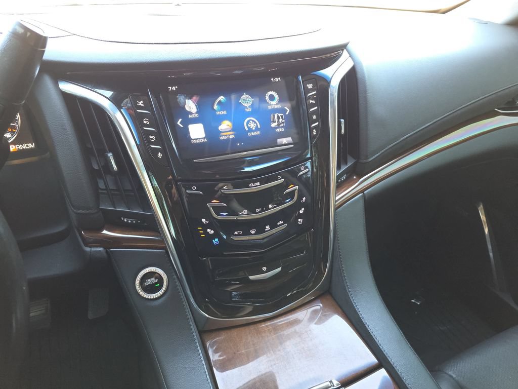 Used 2015 Cadillac Escalade Premium AWD/4WD image 24