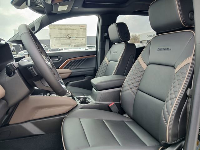 New 2026 GMC Canyon Denali w/ LPO, Denali Black Edition AWD/4WD image 10