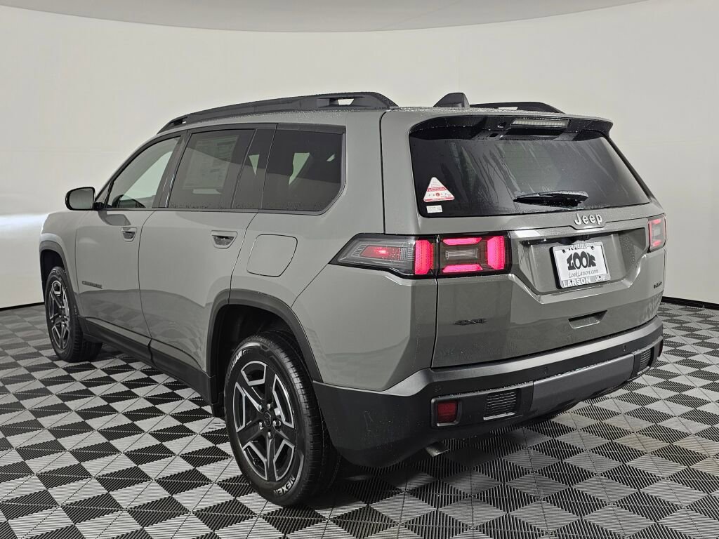 New 2026 Jeep Cherokee Laredo image 6