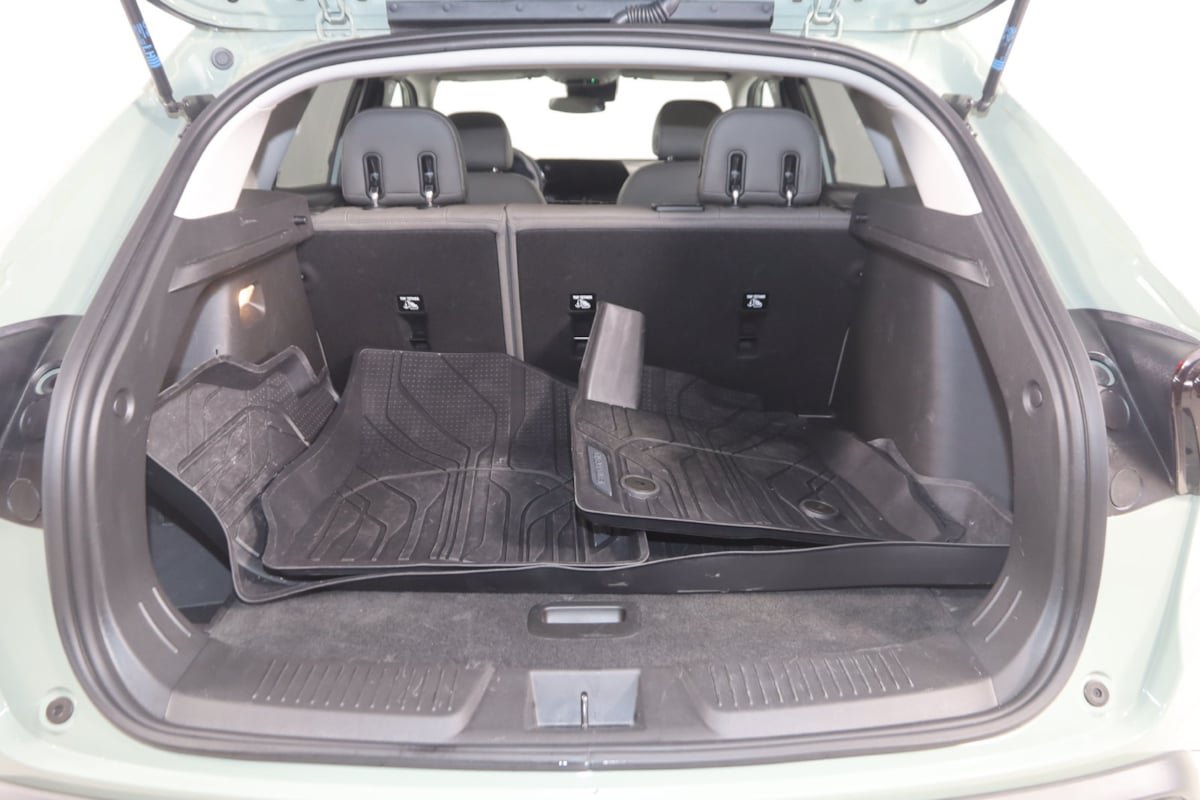 Used 2026 Chevrolet Trax ACTIV w/ Driver Confidence Package FWD image 36