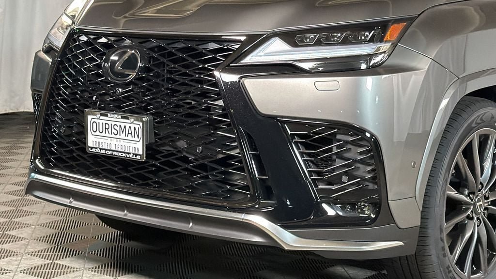 New 2026 Lexus LX 700h F Sport AWD/4WD image 3