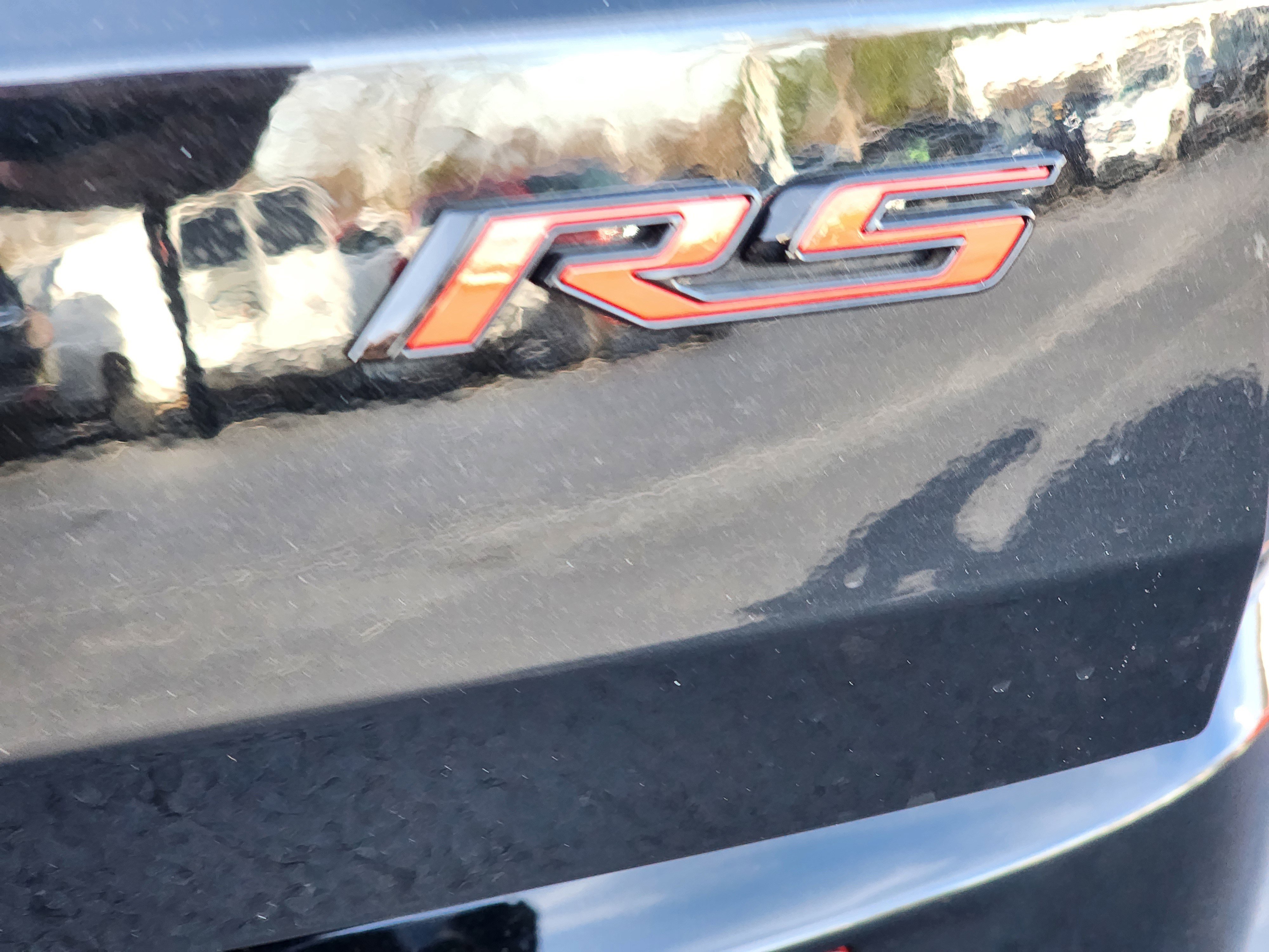 Used 2025 Chevrolet Traverse RS image 12