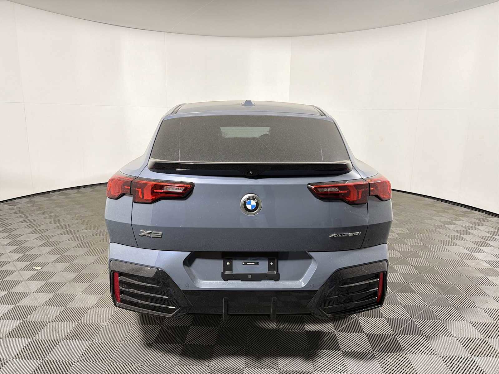 New 2026 BMW X2 xDrive28i w/ M Sport Package image 2