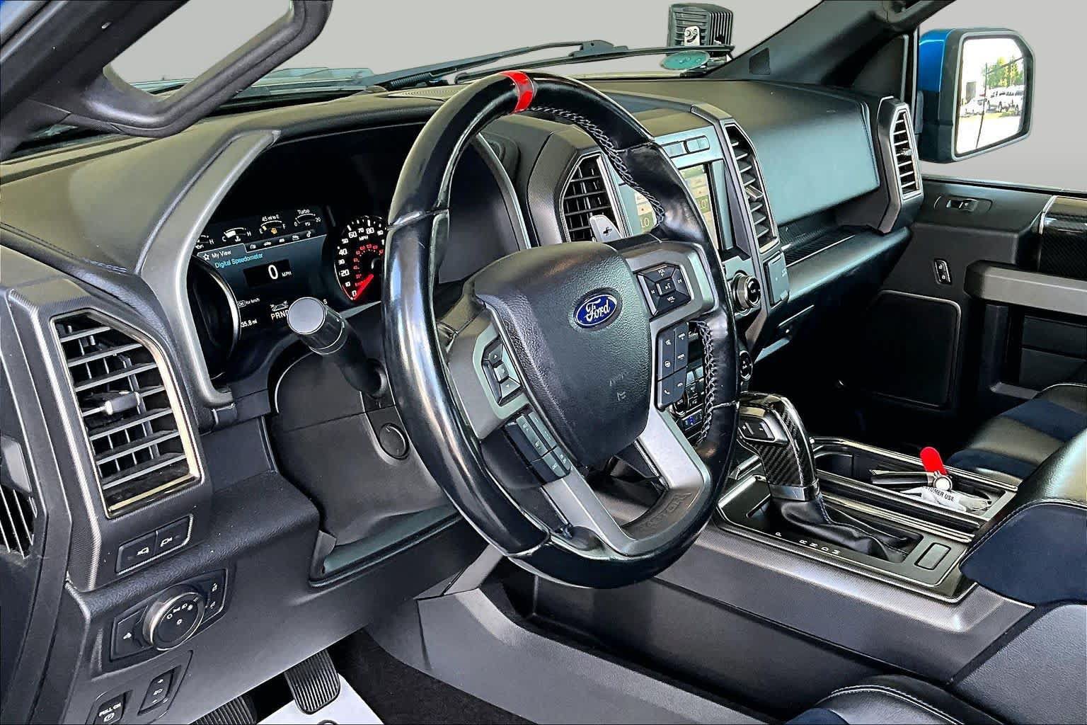 Used 2019 Ford F150 Raptor w/ Equipment Group 802A Luxury AWD/4WD image 18
