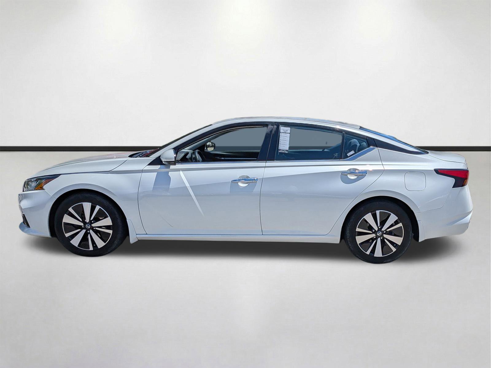 Used 2019 Nissan Altima 2.5 SV FWD image 7
