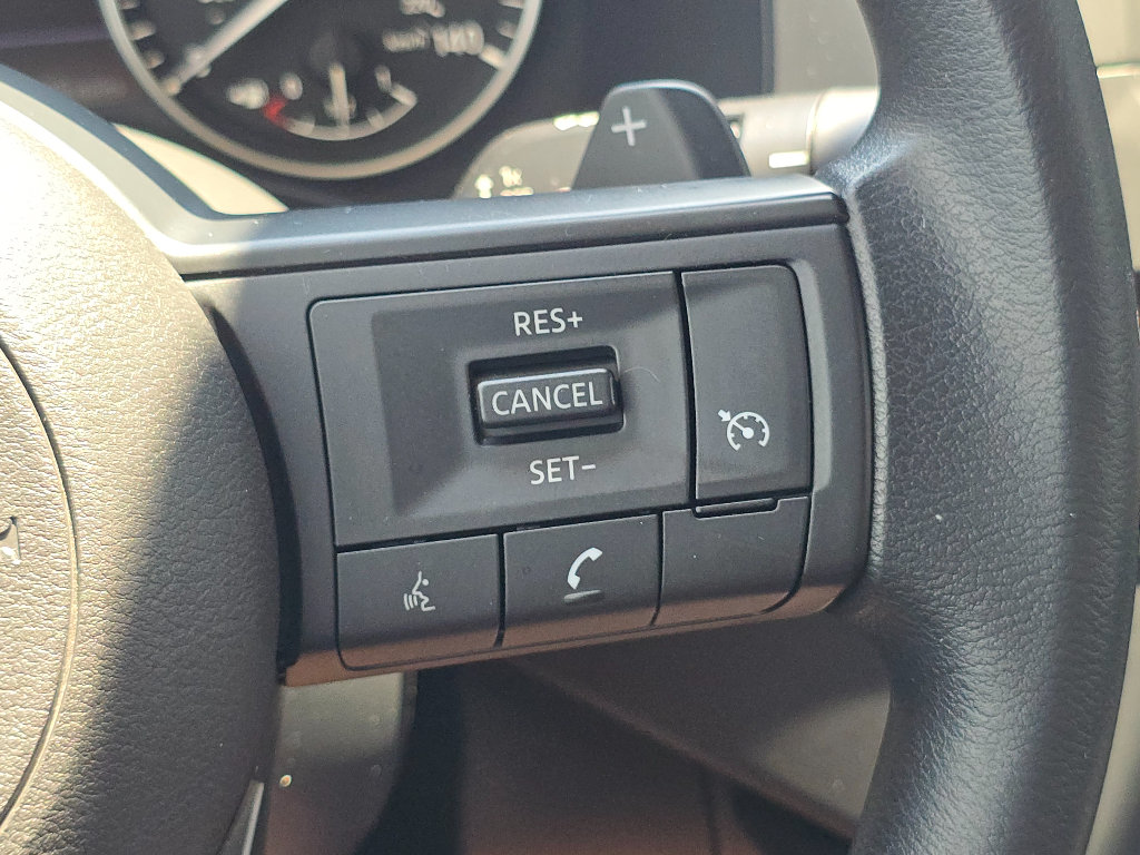 Used 2023 Nissan Pathfinder S FWD image 22
