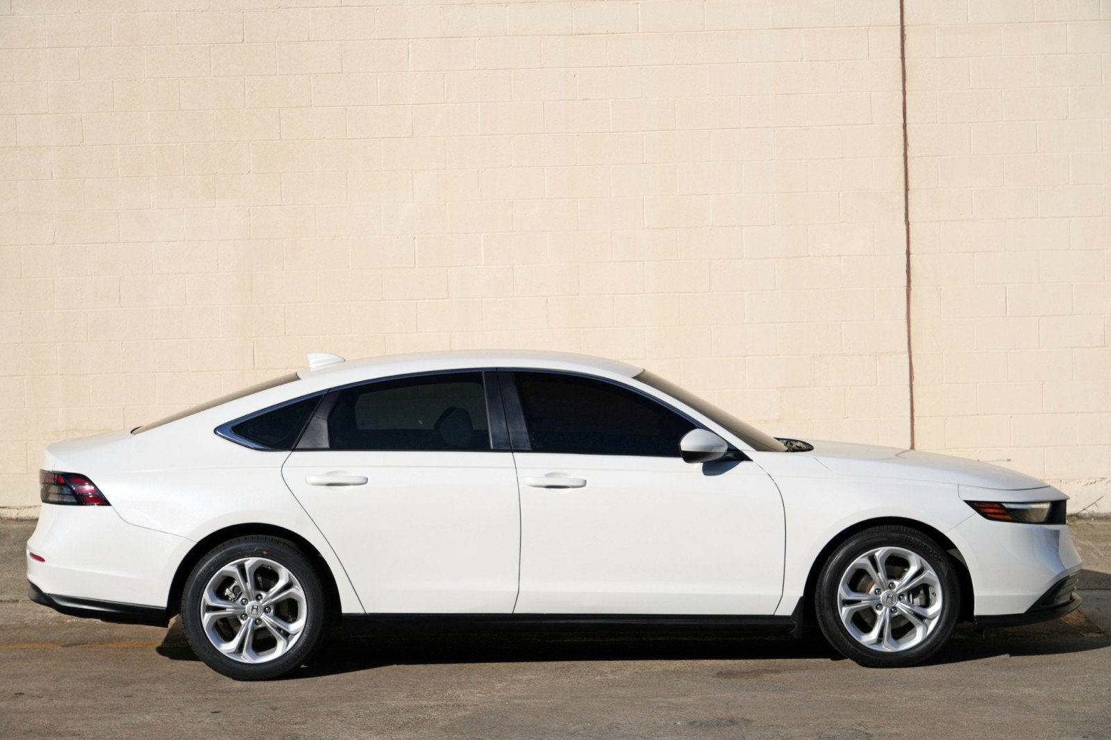 Used 2024 Honda Accord LX image 46