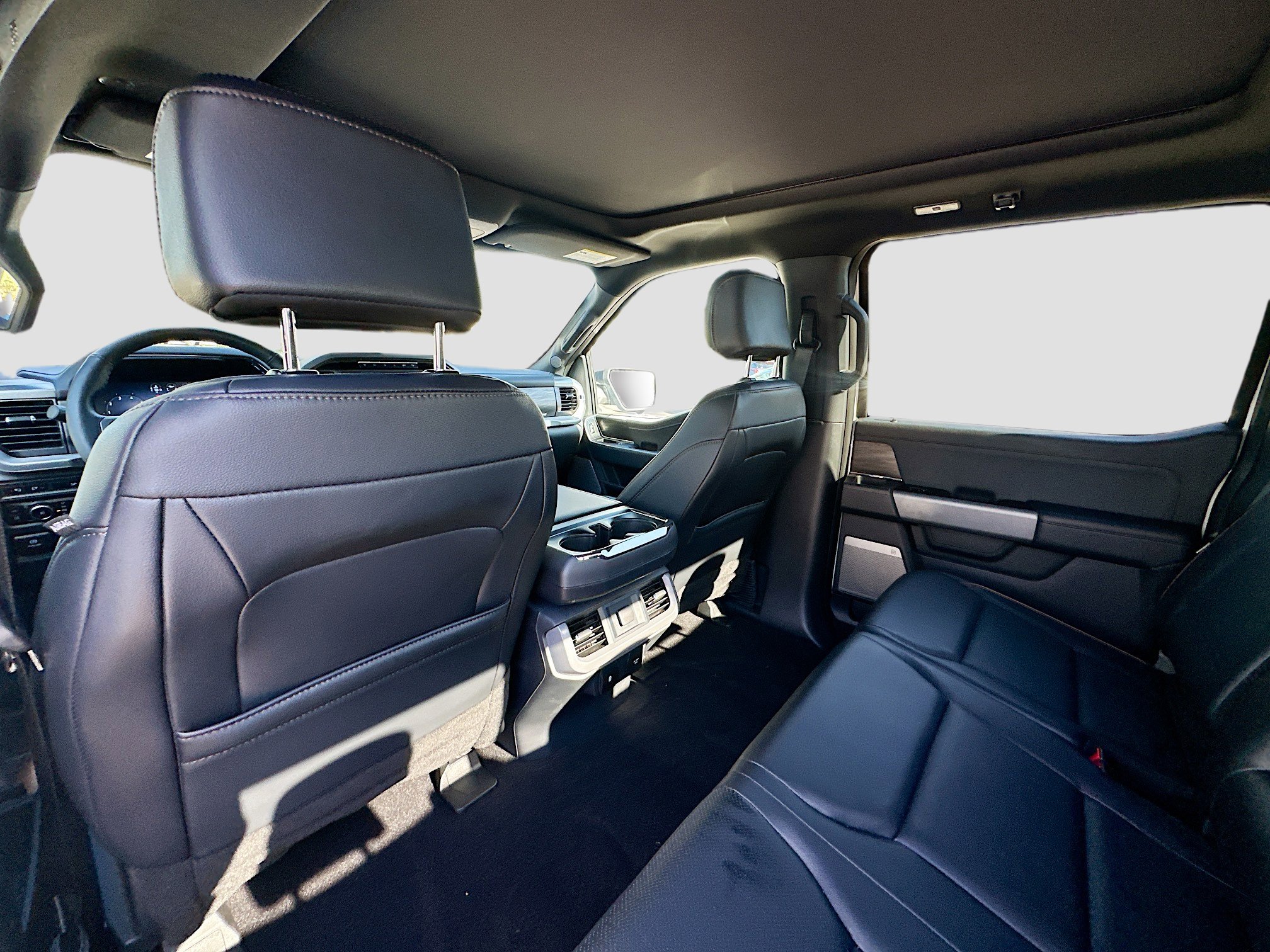 Used 2024 Ford F150 Lariat w/ FX4 Off-Road Package image 27