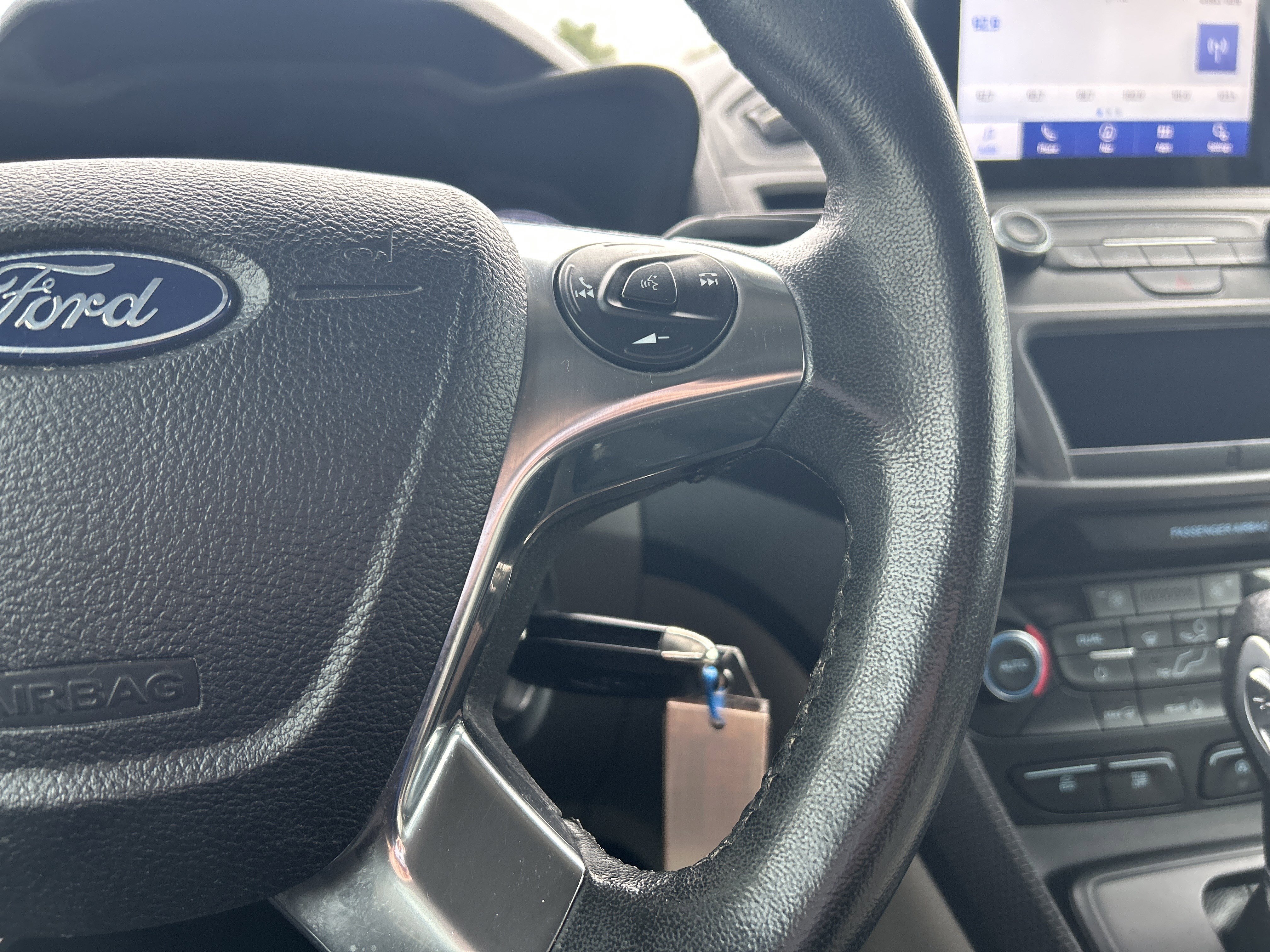 Used 2019 Ford Transit Connect XLT image 19