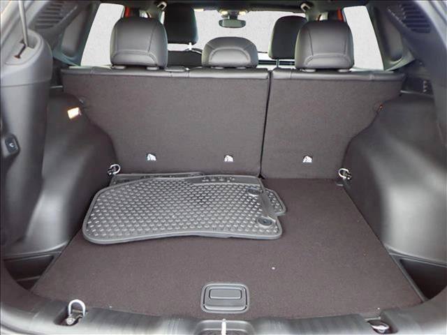 New 2026 Jeep Compass Latitude AWD/4WD image 8