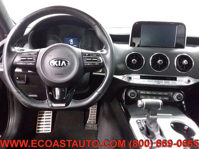 Used 2019 Kia Stinger GT RWD image 11