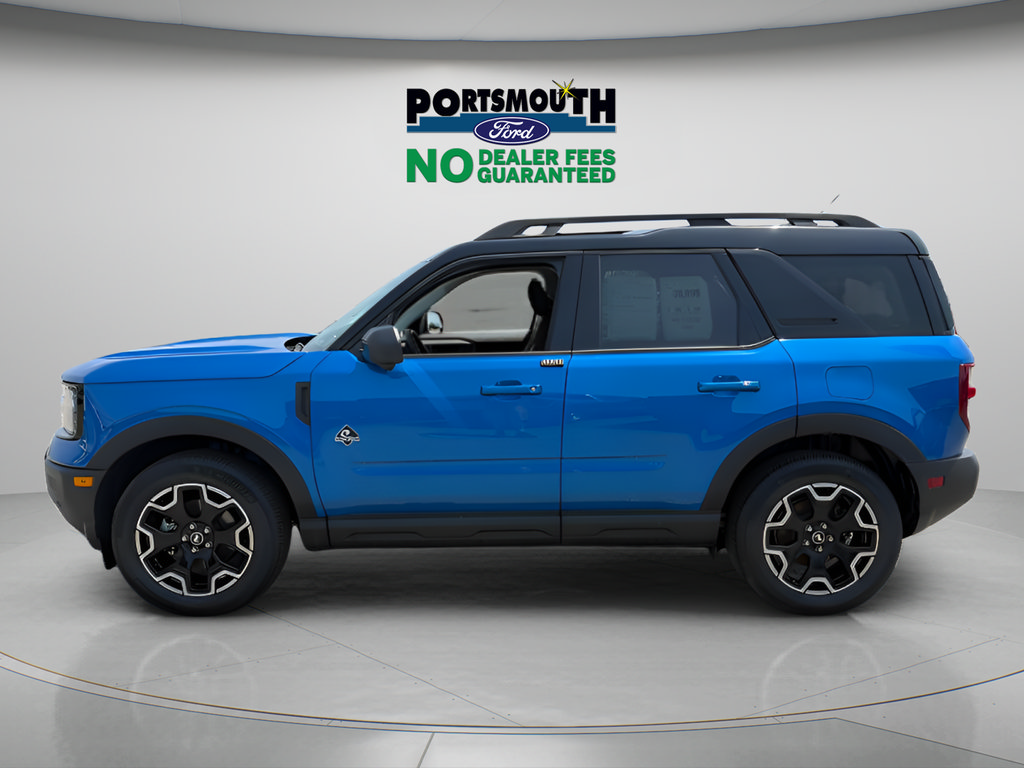 Used 2025 Ford Bronco Sport Outer Banks w/ Outer Banks Tech Package+ AWD/4WD image 2
