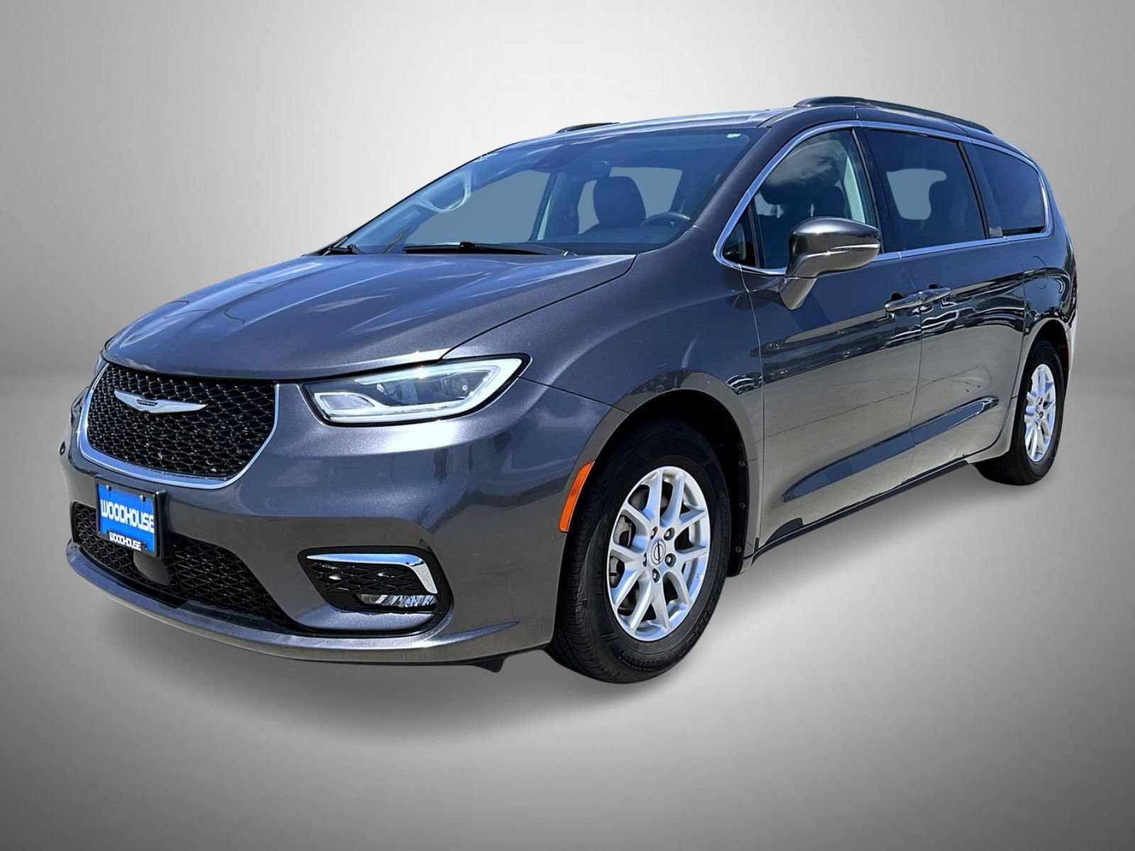 Used 2022 Chrysler Pacifica Touring-L FWD image 1