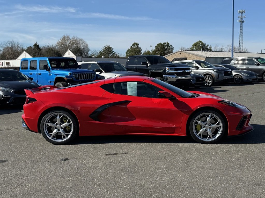 Used 2020 Chevrolet Corvette Stingray Premium Cpe w/ 3LT Preferred Equipment Group image 24