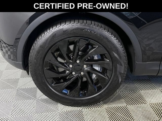 Certified 2025 Land Rover Discovery S AWD/4WD image 12