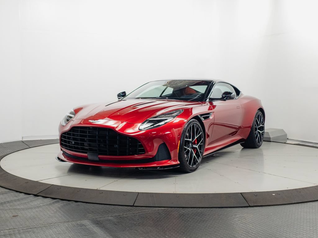 Used 2024 Aston Martin DB12 Coupe RWD image 3