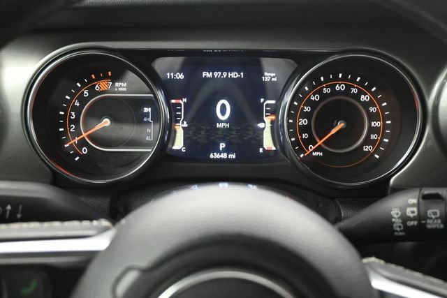 Used 2019 Jeep Wrangler Unlimited Sahara AWD/4WD image 13