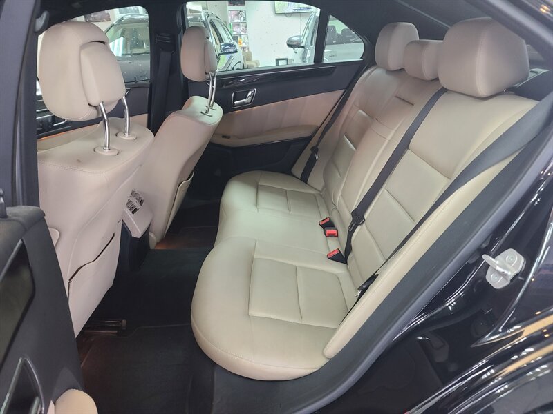 Used 2011 Mercedes-Benz E 350 Sedan image 11