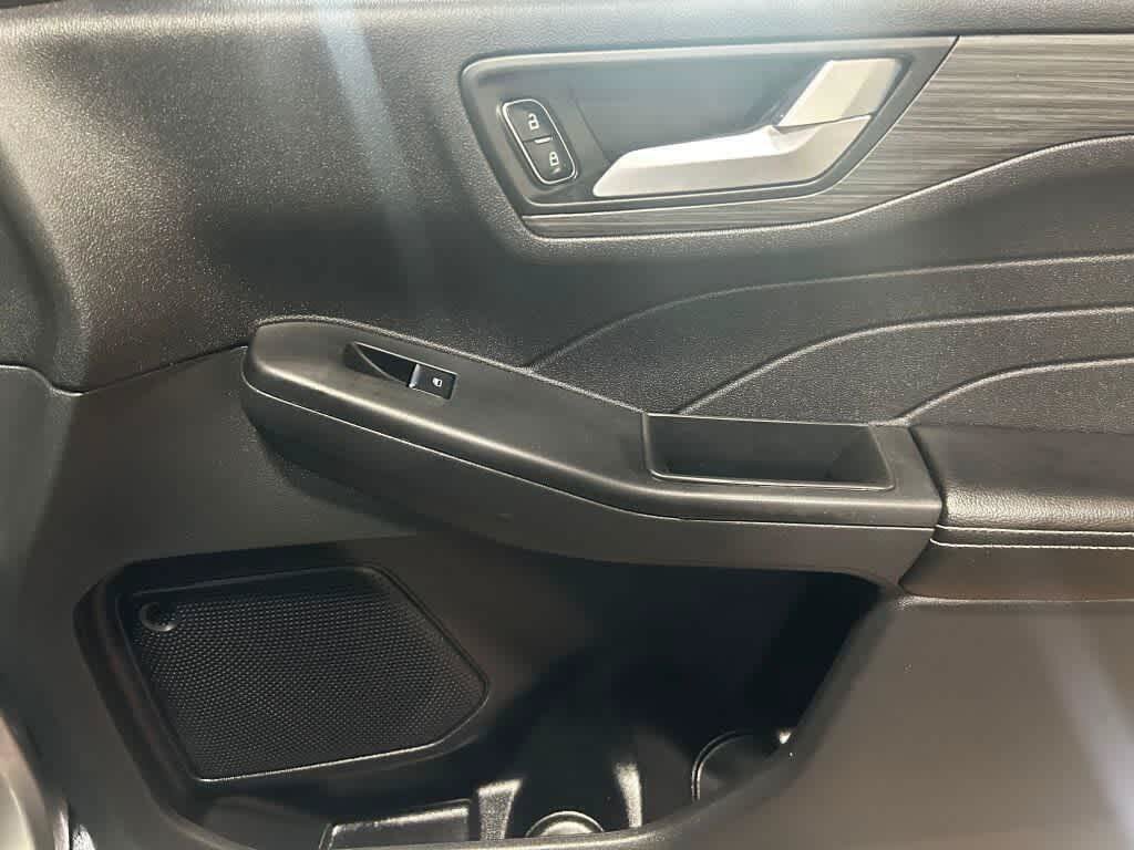 Used 2023 Ford Escape Platinum FWD image 27