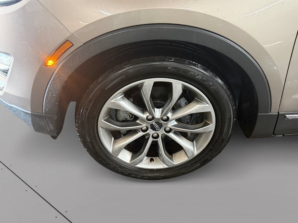 Used 2019 Lincoln MKC Select w/ Select Plus Package FWD image 24