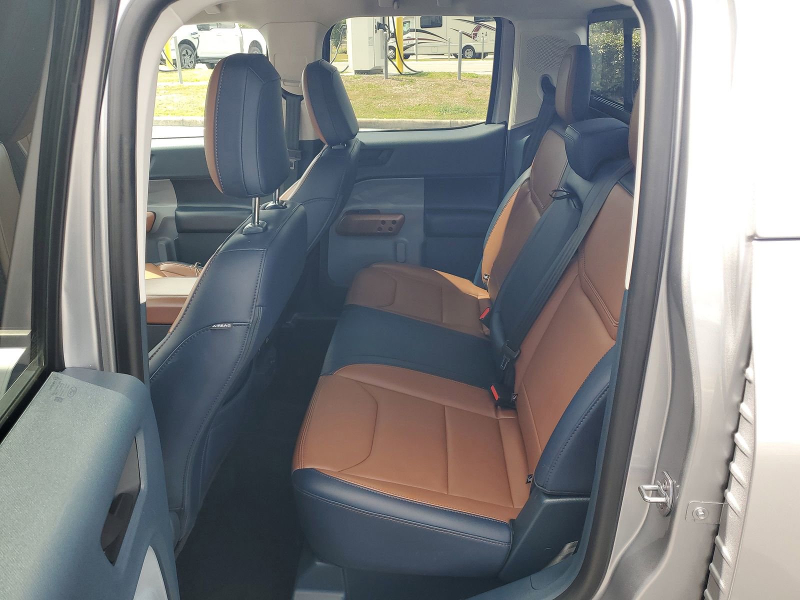 Certified 2024 Ford Maverick Lariat w/ 4K Tow Package AWD/4WD image 10