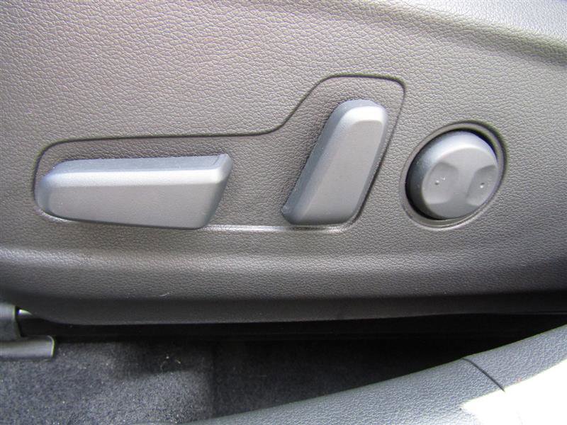 Used 2021 Hyundai Kona Limited image 12