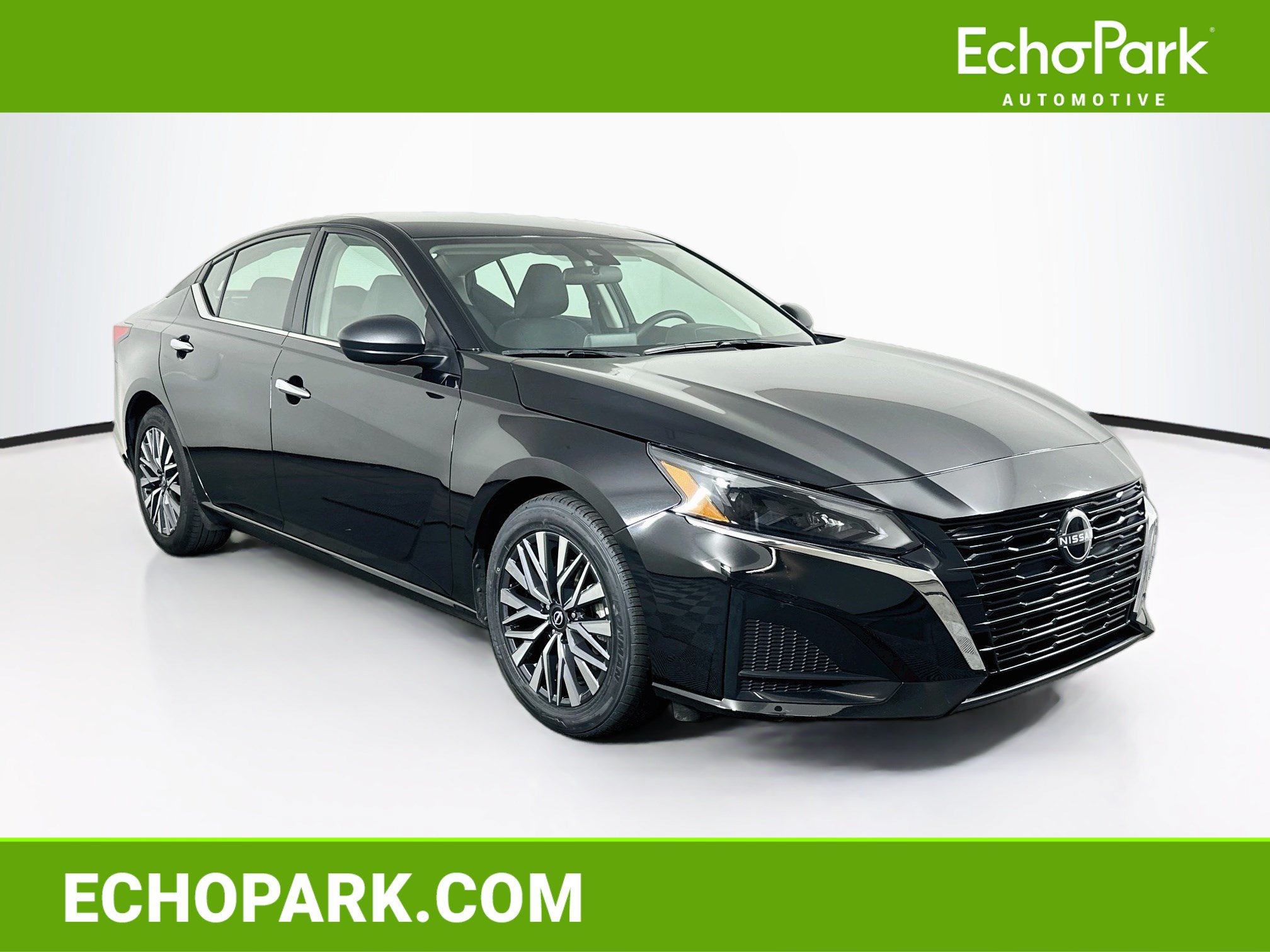 Used 2025 Nissan Altima 2.5 SV