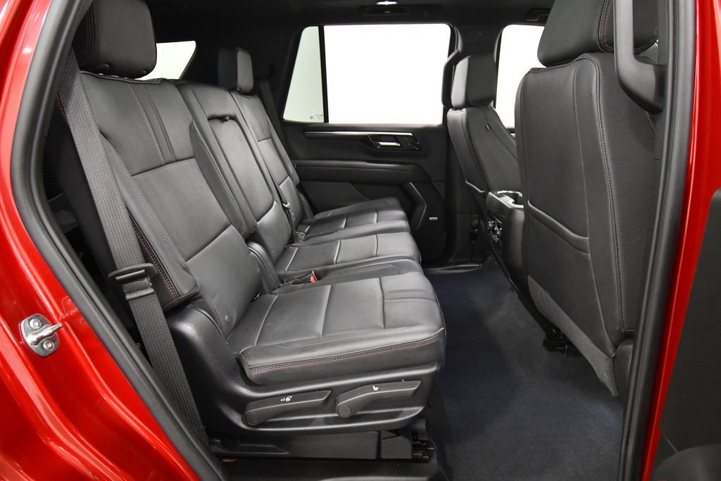 Used 2025 Chevrolet Tahoe RST w/ Comfort Package AWD/4WD image 18