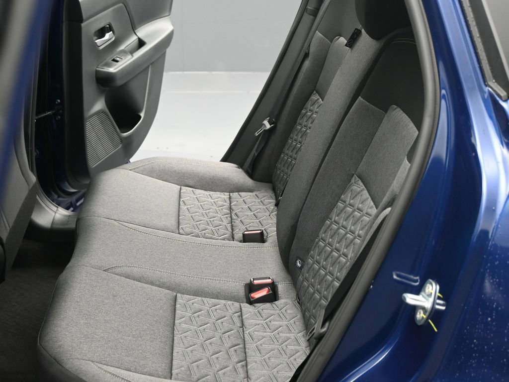 New 2026 Nissan Kicks SV w/ SV Premium Package AWD/4WD image 18