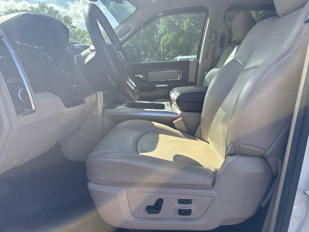 Used 2016 RAM 1500 Laramie w/ Convenience Group image 10