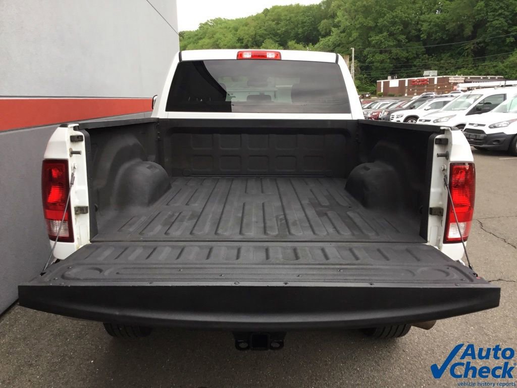 Used 2015 RAM 3500 Tradesman w/ Chrome Appearance Group image 12