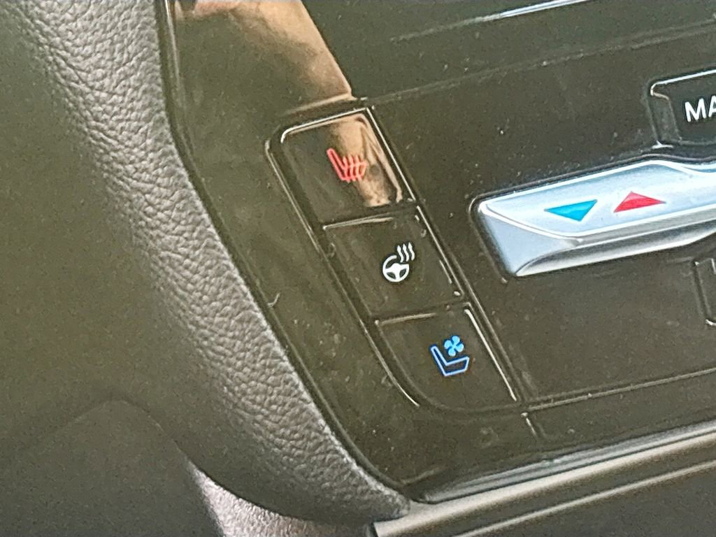 Used 2023 Ford Explorer ST w/ Equipment Group 401A image 20