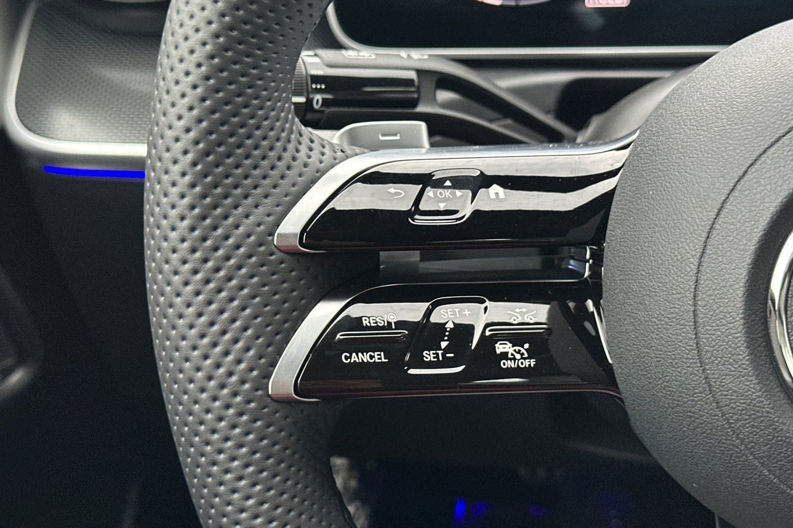 New 2026 Mercedes-Benz C 300 Sedan image 27