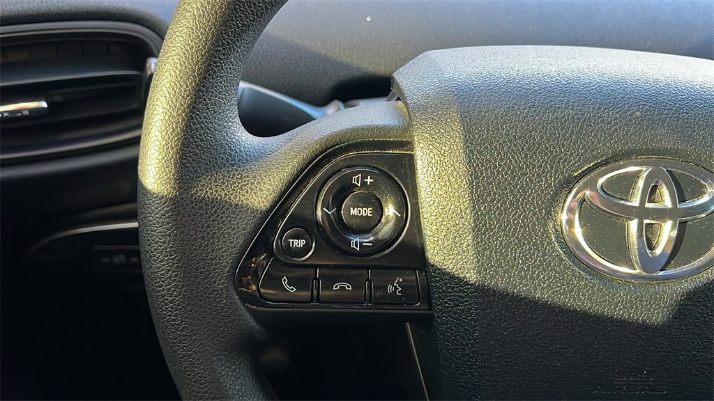 Used 2019 Toyota Prius LE image 20