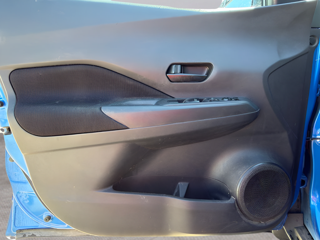 Certified 2022 Nissan Kicks S FWD image 13
