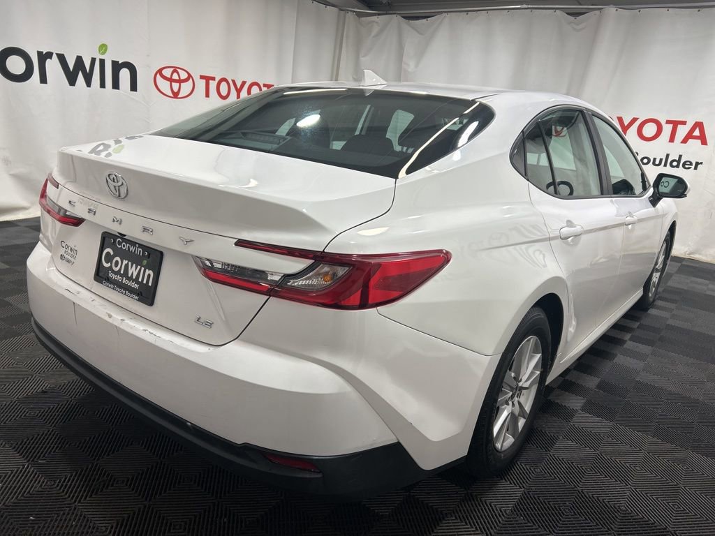 Used 2025 Toyota Camry LE image 8