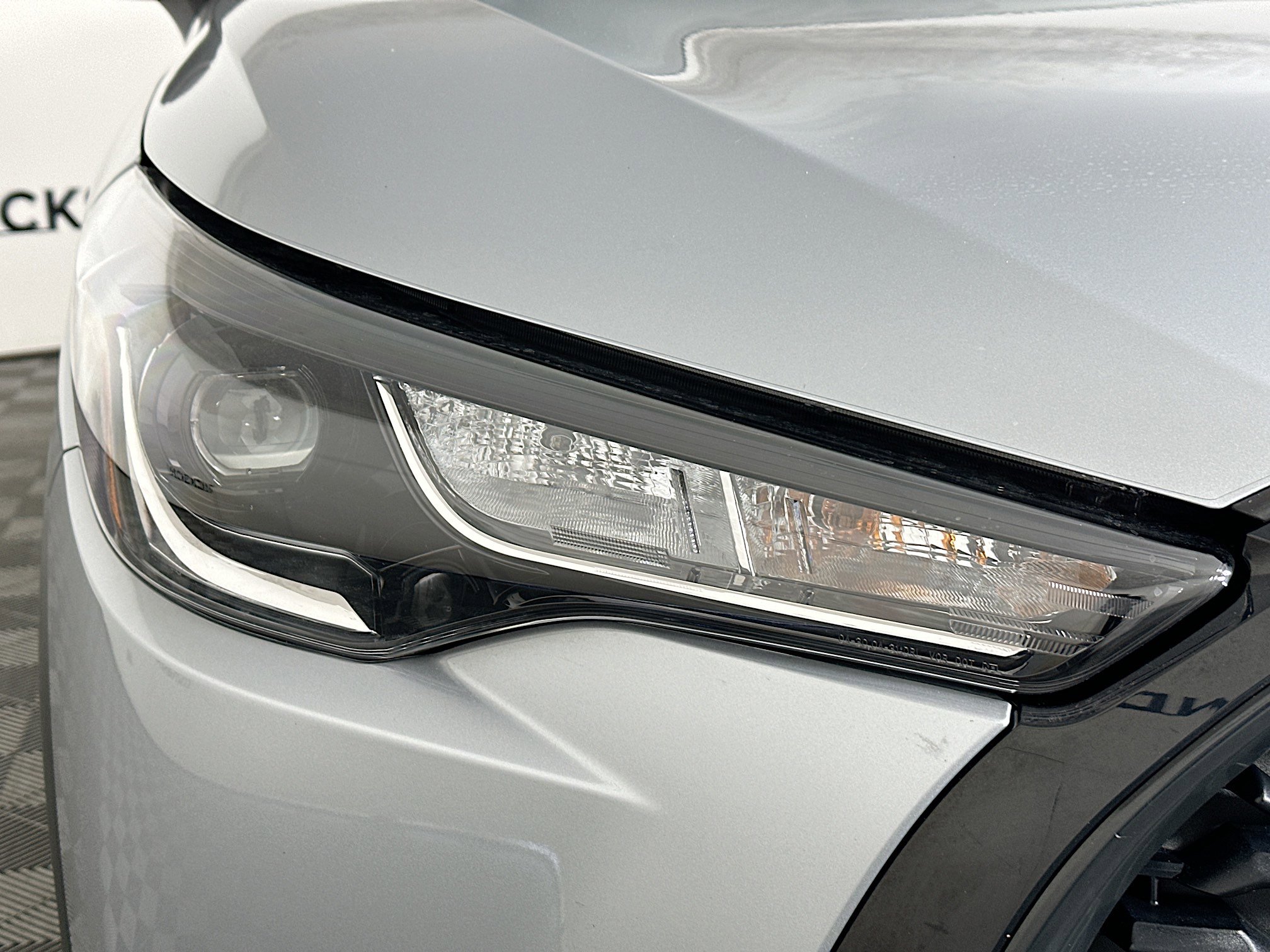 Used 2024 Toyota Corolla Cross L image 9